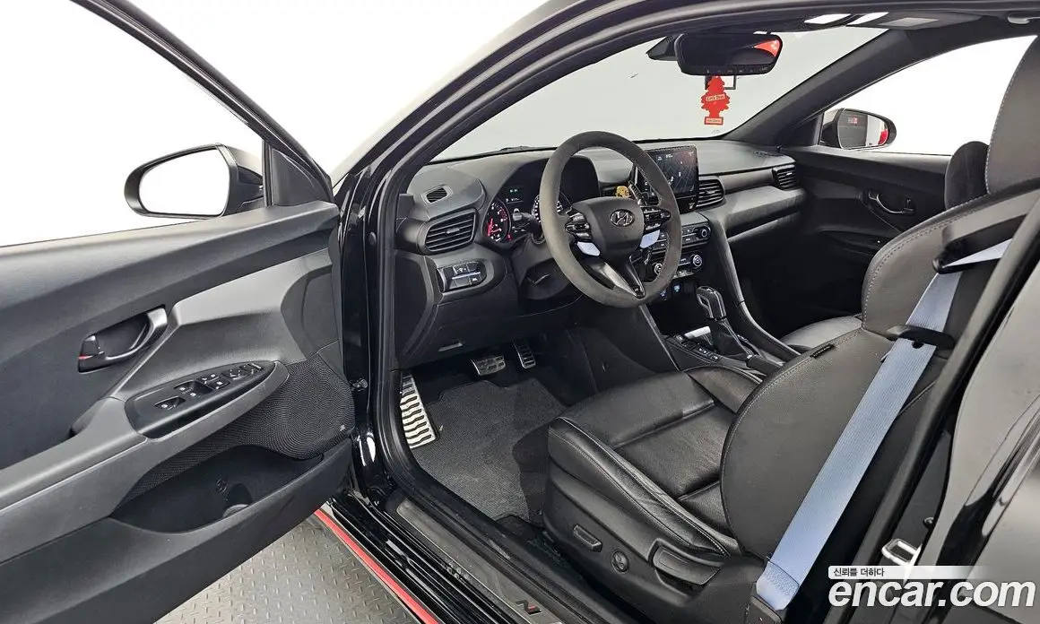Hyundai Veloster 2021 2.0 автомат (гидро), фото 13 Hyundai Veloster 2021 2.0 автомат (гидро), фото 13