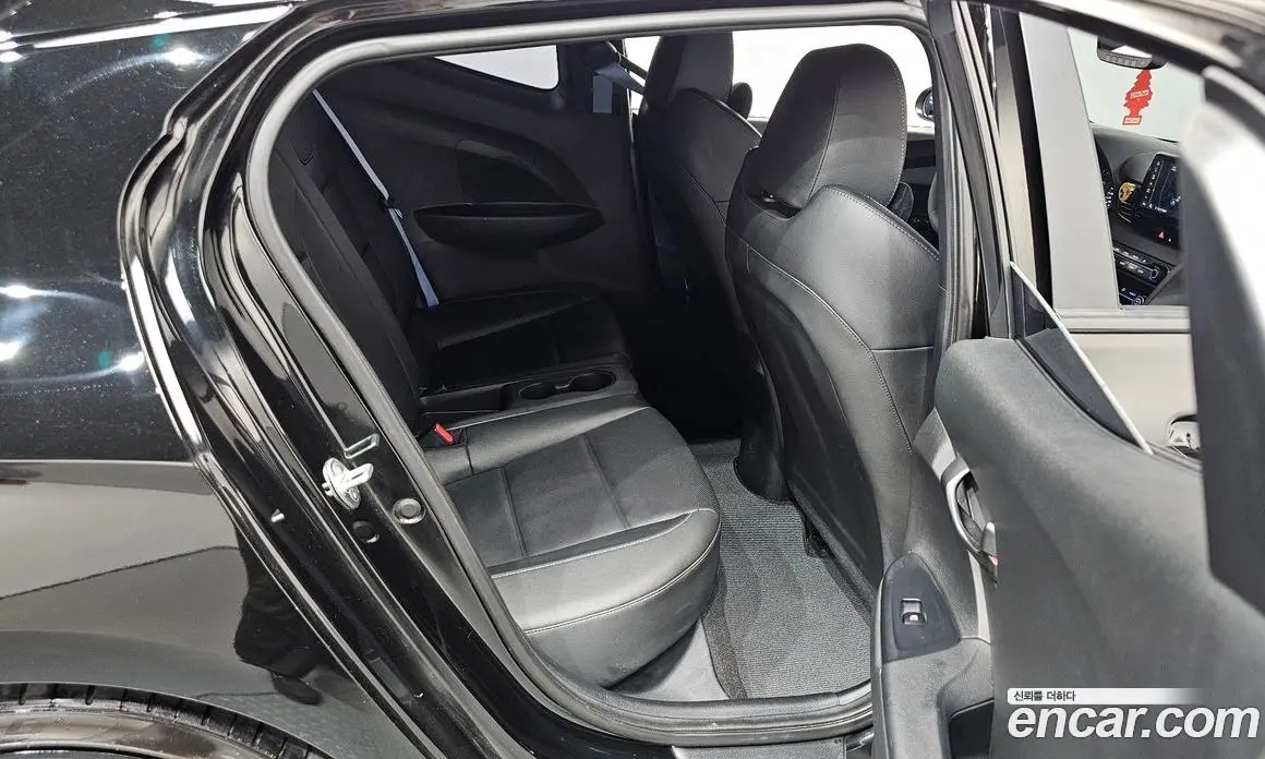 Hyundai Veloster 2021 2.0 автомат (гидро), фото 17 Hyundai Veloster 2021 2.0 автомат (гидро), фото 17