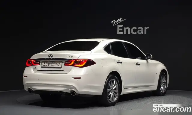Infiniti Q70 2016 3.7 автомат (гидро), миниатюра 2