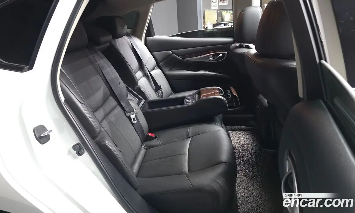 Infiniti Q70 2016 3.7 автомат (гидро), фото 12