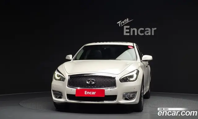 Infiniti Q70 2016 3.7 автомат (гидро), миниатюра 3