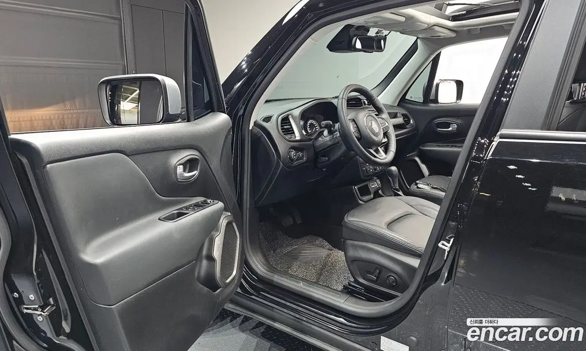 Jeep Renegade 2022 1.3 автомат (гидро), фото 13 Jeep Renegade 2022 1.3 автомат (гидро), фото 13