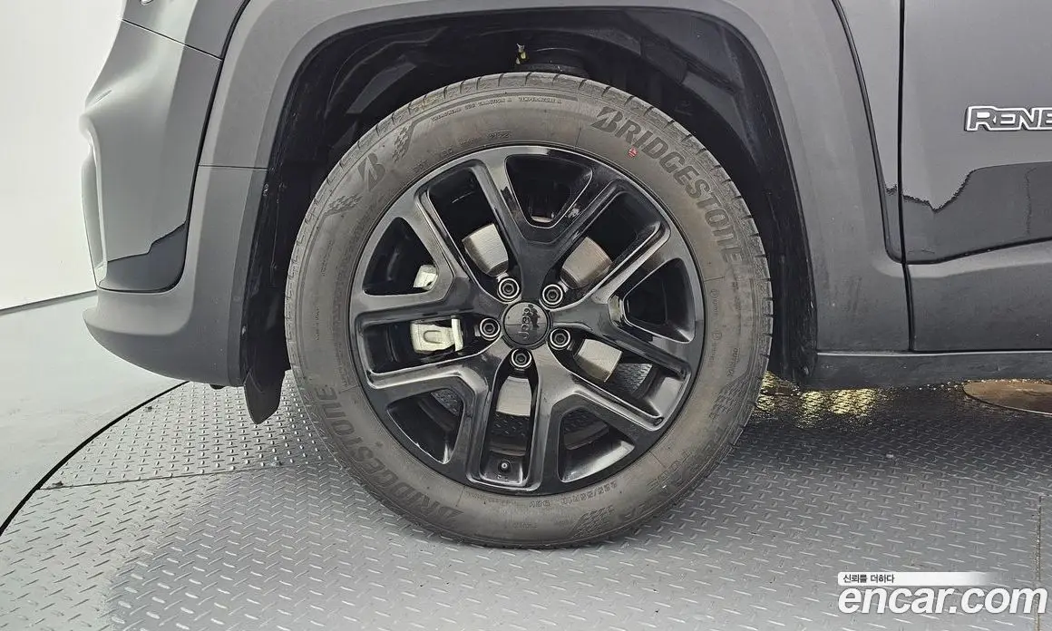 Jeep Renegade 2022 1.3 автомат (гидро), фото 5 Jeep Renegade 2022 1.3 автомат (гидро), фото 5