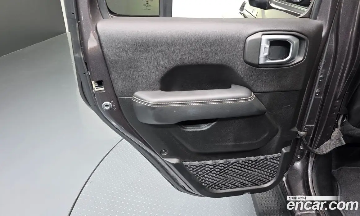 Jeep Wrangler 2019 2.0 автомат (гидро), фото 15