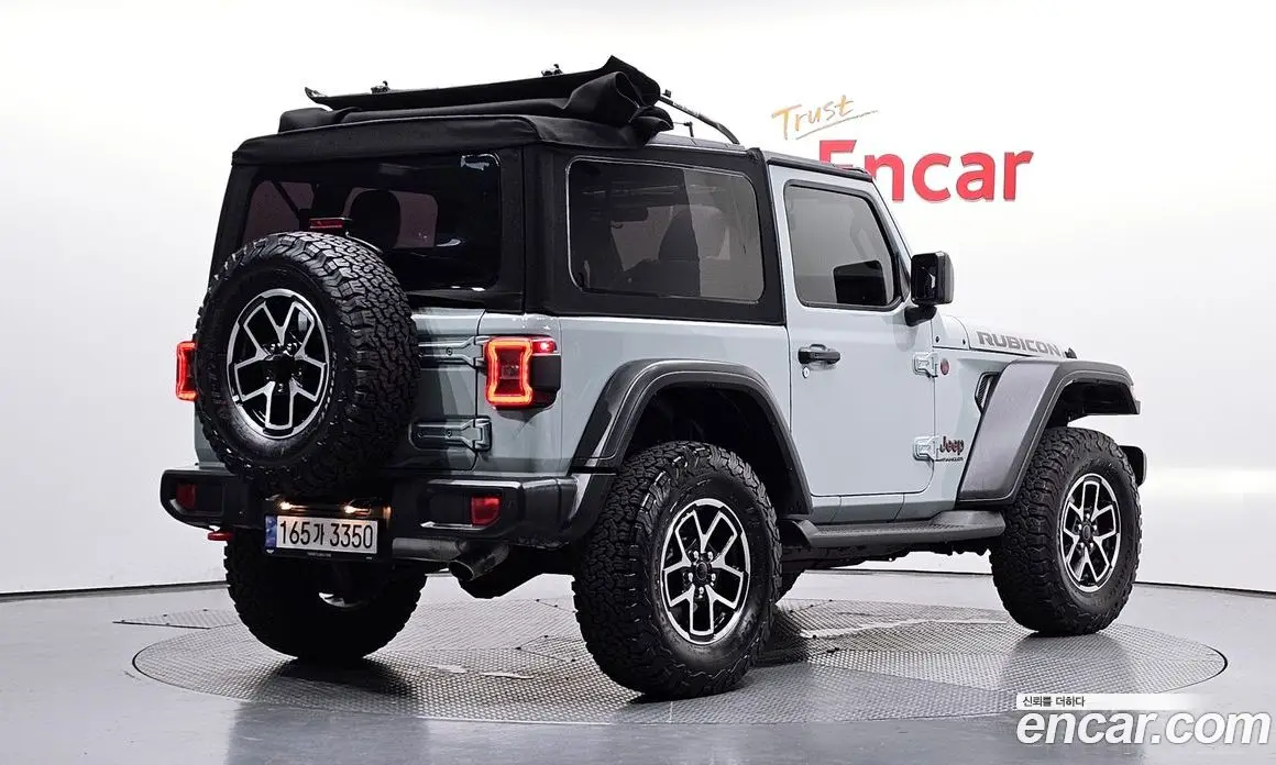 Jeep Wrangler 2024 2.0 автомат (гидро), фото 1 Jeep Wrangler 2024 2.0 автомат (гидро), фото 1