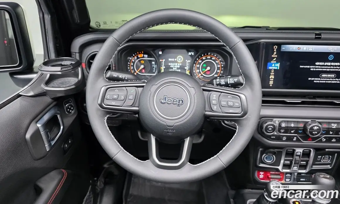 Jeep Wrangler 2025 2.0 автомат (гидро), фото 19 Jeep Wrangler 2025 2.0 автомат (гидро), фото 19