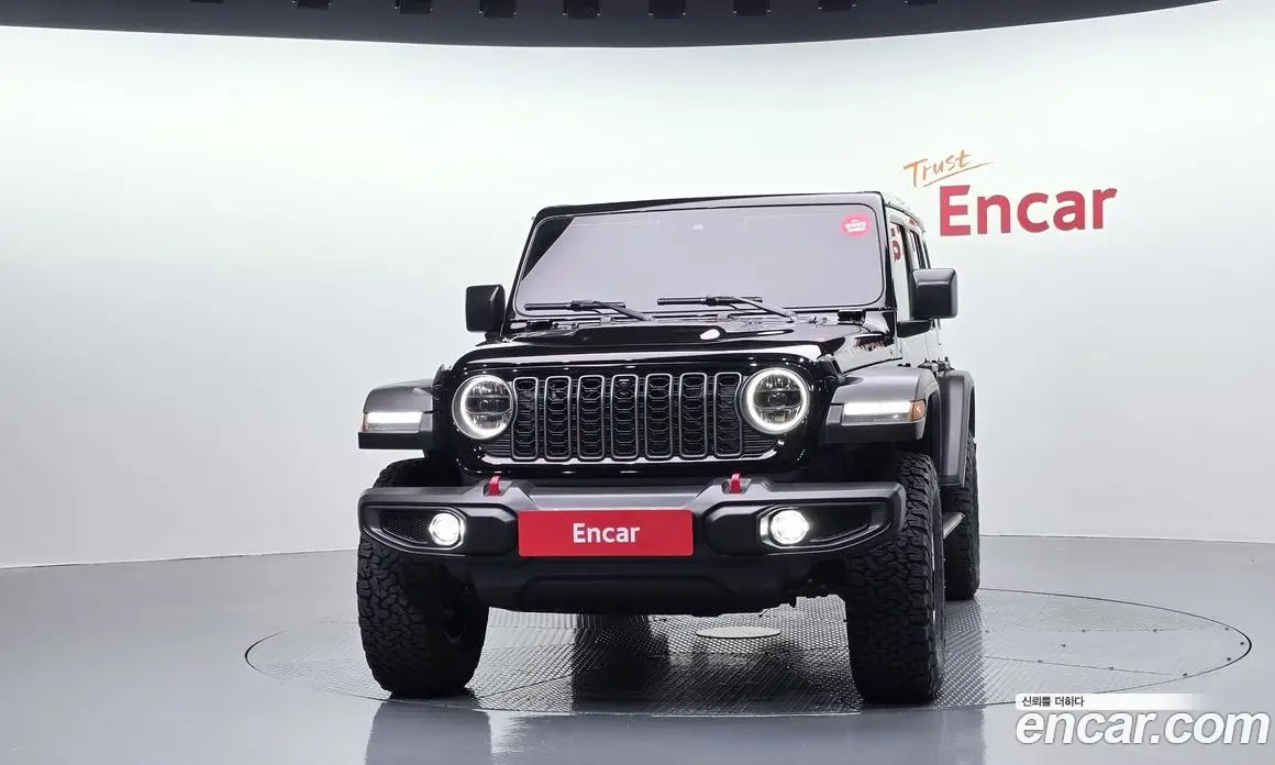 Jeep Wrangler 2025 2.0 автомат (гидро), фото 3 Jeep Wrangler 2025 2.0 автомат (гидро), фото 3