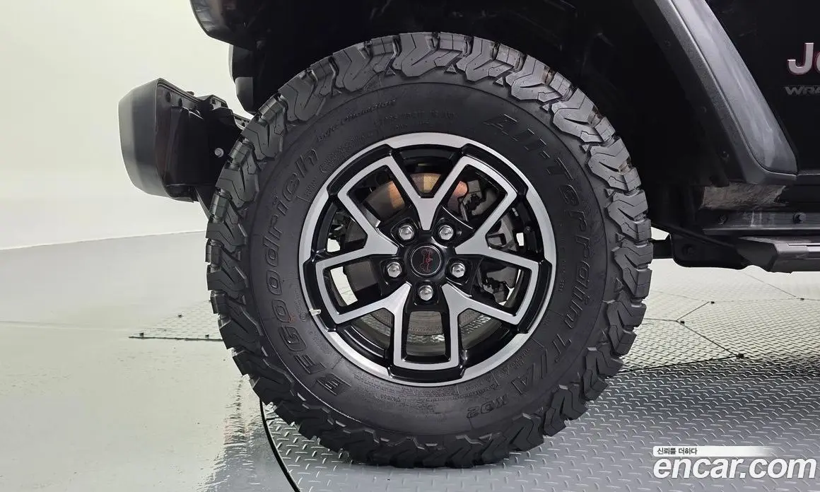 Jeep Wrangler 2025 2.0 автомат (гидро), фото 5 Jeep Wrangler 2025 2.0 автомат (гидро), фото 5