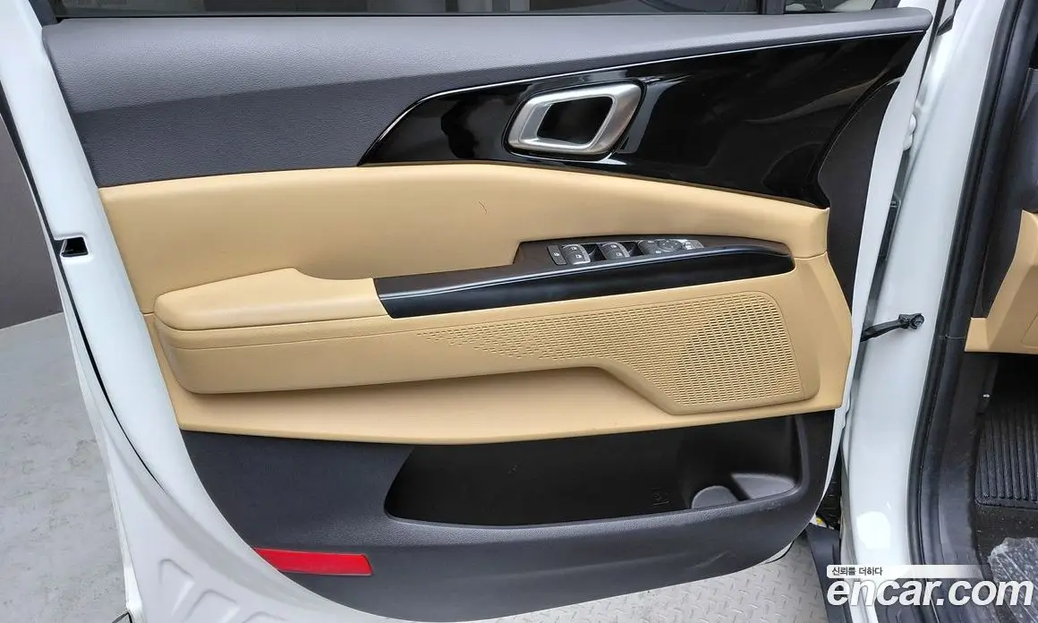 Kia Carnival 2023 2.2 автомат (гидро), фото 14