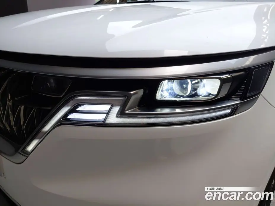 Kia Carnival 2023 2.2 автомат (гидро), фото 8