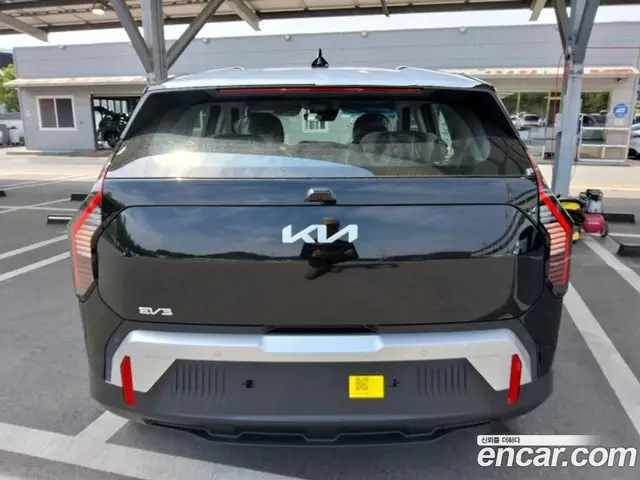 Kia EV3 2026 0.4 автомат (гидро), миниатюра 4 Kia EV3 2026 0.4 автомат (гидро), миниатюра 4