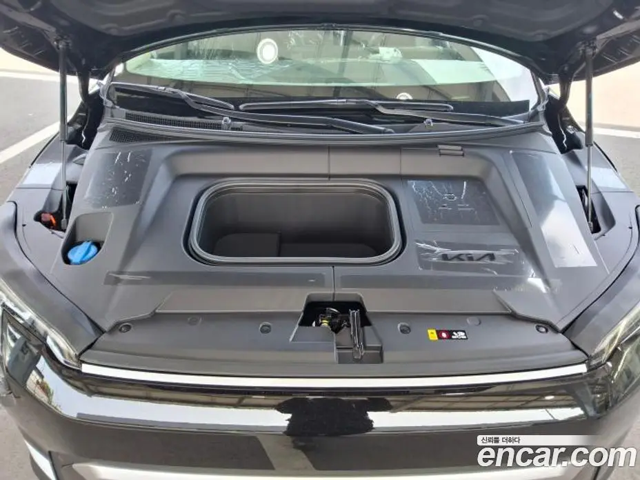 Kia EV3 2026 0.4 автомат (гидро), фото 6 Kia EV3 2026 0.4 автомат (гидро), фото 6