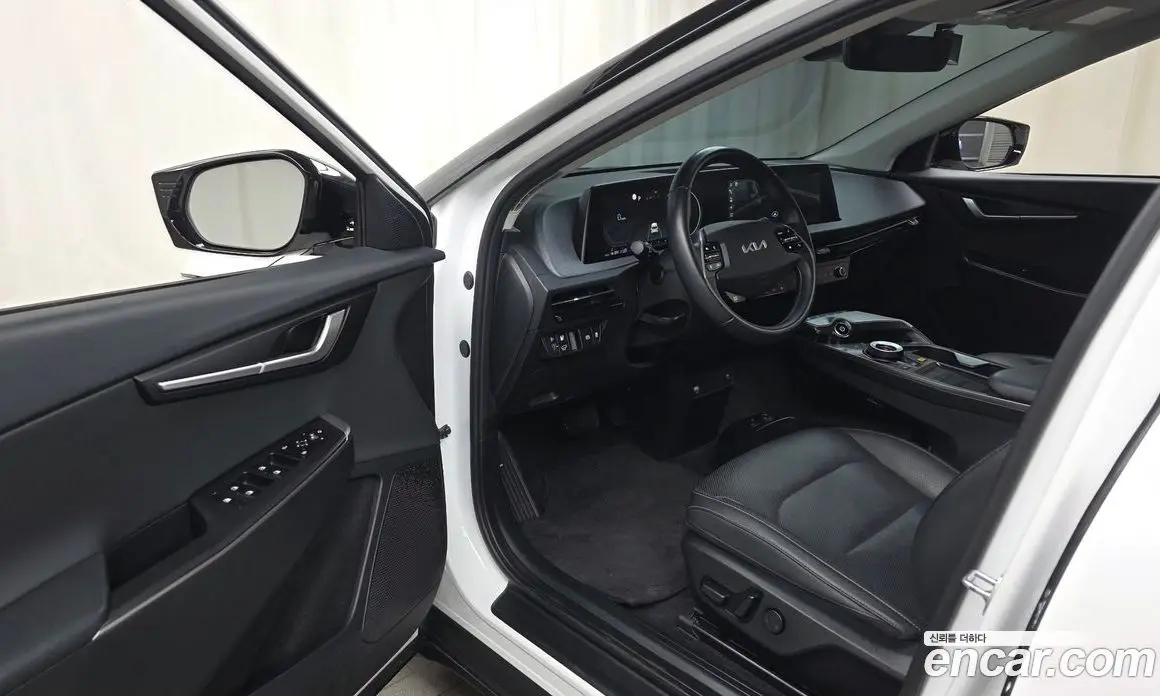 Kia EV6 2022 0.1 автомат (гидро), фото 13