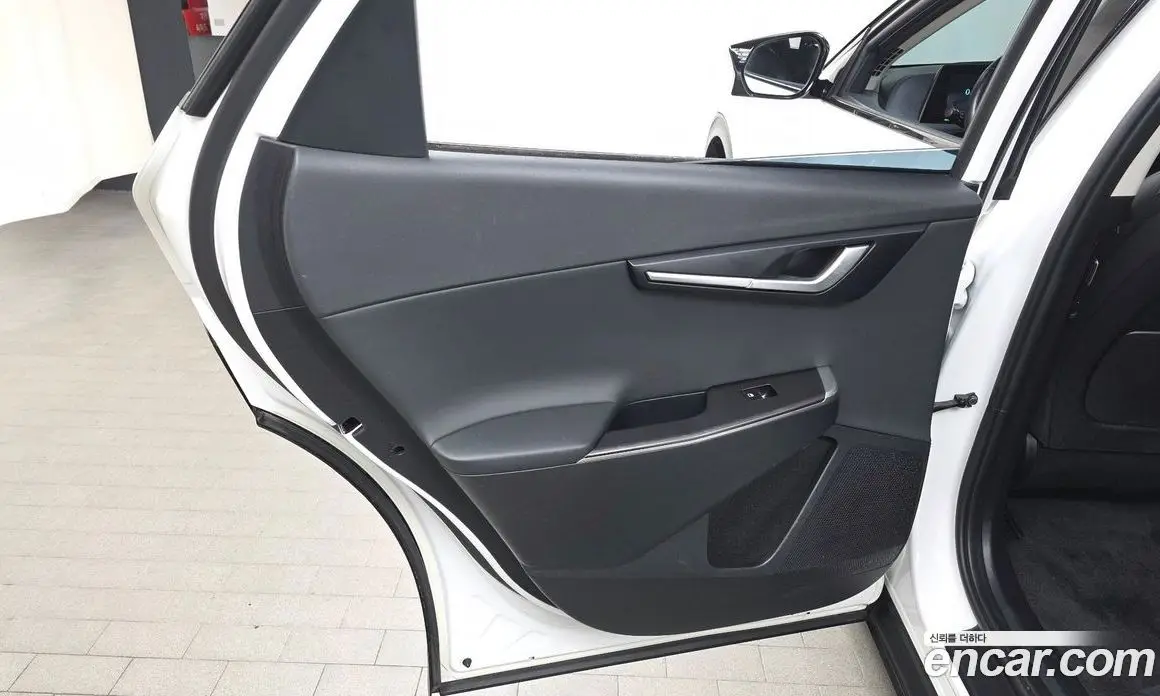 Kia EV6 2022 0.1 автомат (гидро), фото 15