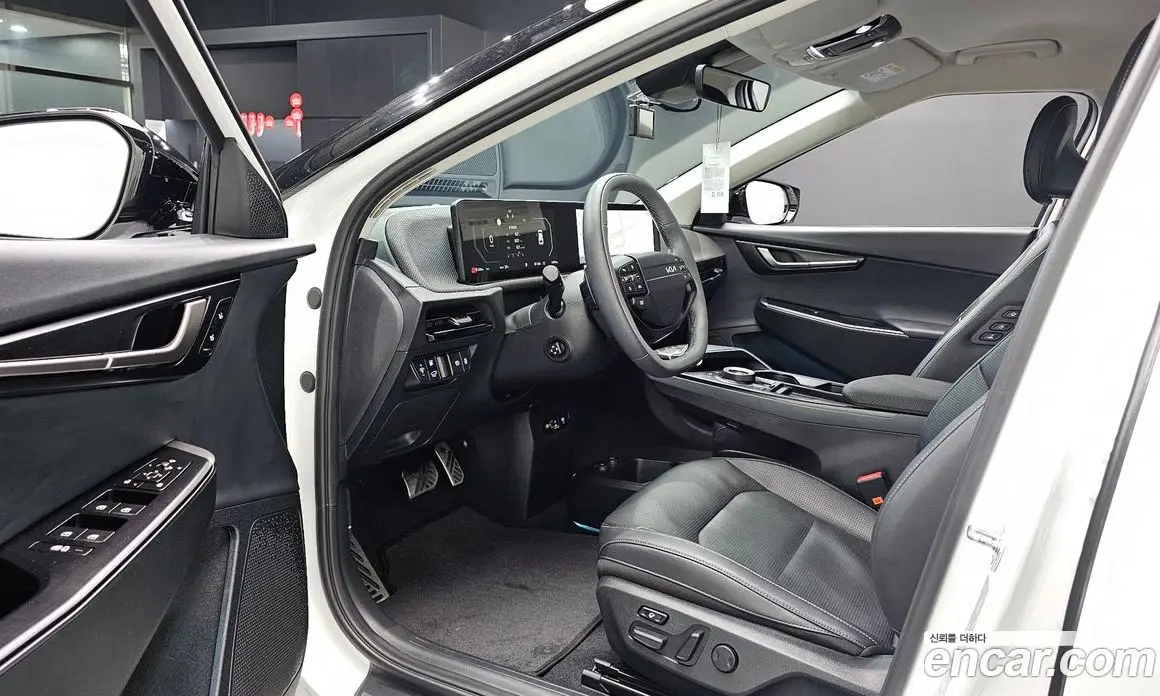 Kia EV6 2025 0.1 автомат (гидро), фото 13 Kia EV6 2025 0.1 автомат (гидро), фото 13