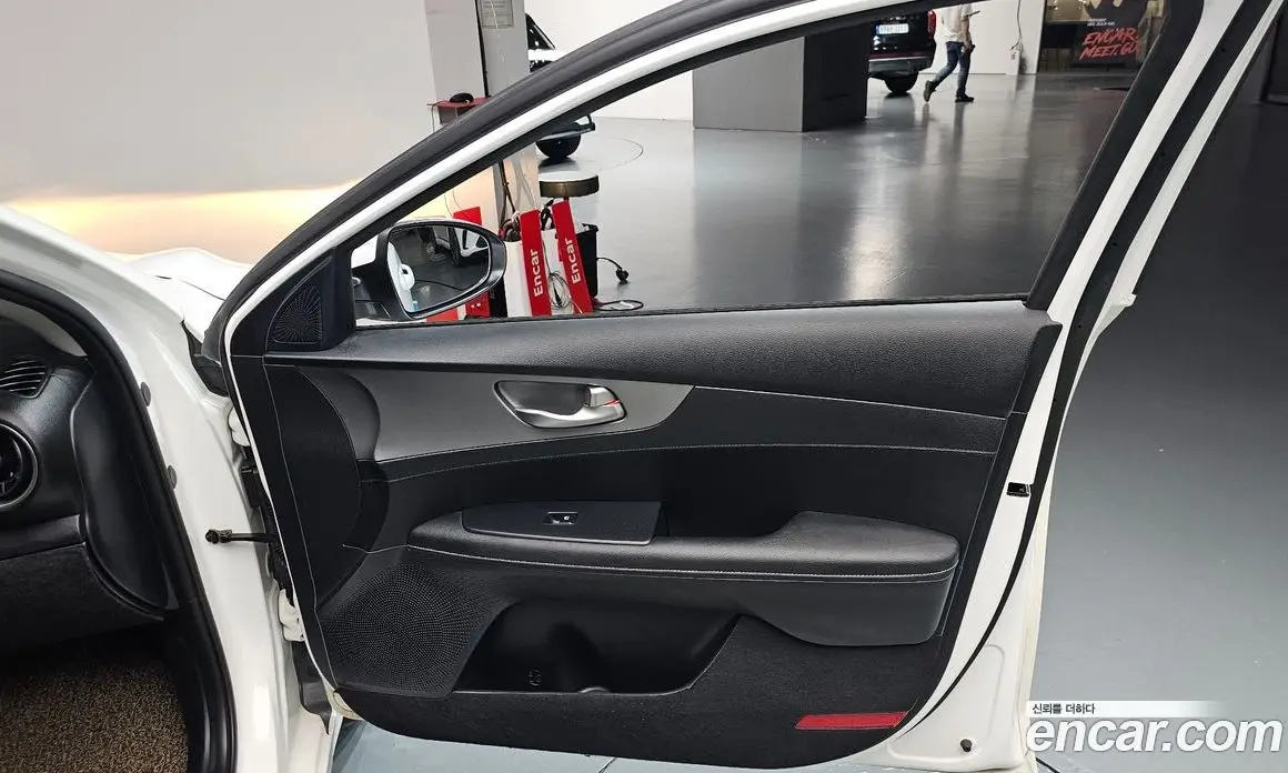 Kia K3 2019 1.6 автомат (гидро), фото 13