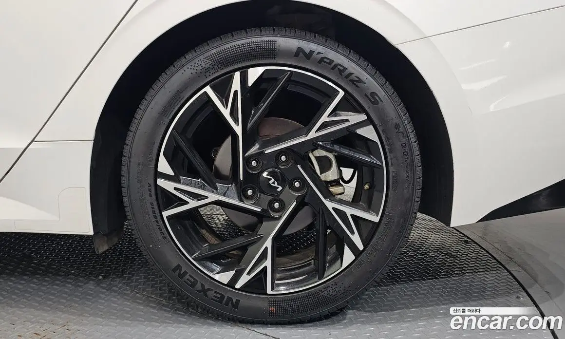 Kia K5 (Optima) 2023 1.6 автомат (гидро), фото 6