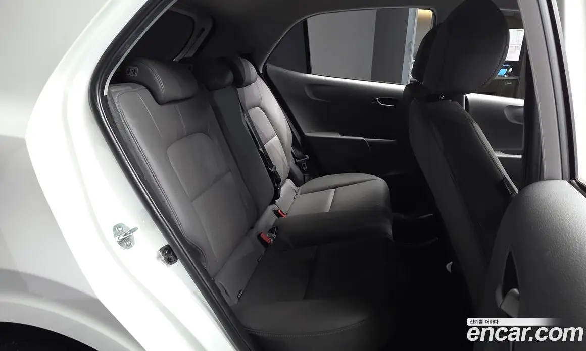 Kia Morning 2019 1.0 автомат (гидро), фото 18