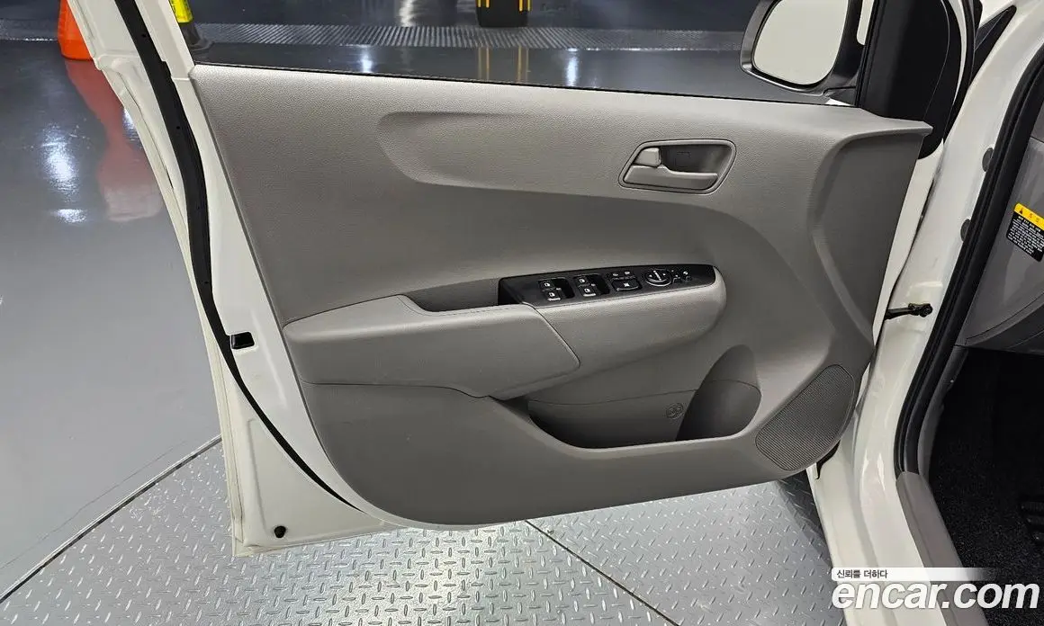 Kia Morning 2019 1.0 автомат (гидро), фото 14