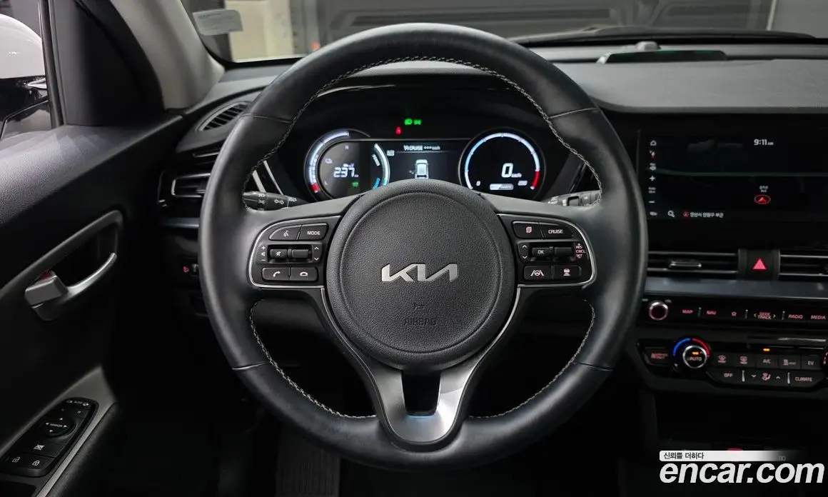 Kia Niro 2023 0.2 автомат (гидро), фото 19 Kia Niro 2023 0.2 автомат (гидро), фото 19