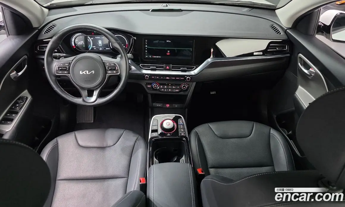 Kia Niro 2023 0.2 автомат (гидро), фото 10 Kia Niro 2023 0.2 автомат (гидро), фото 10