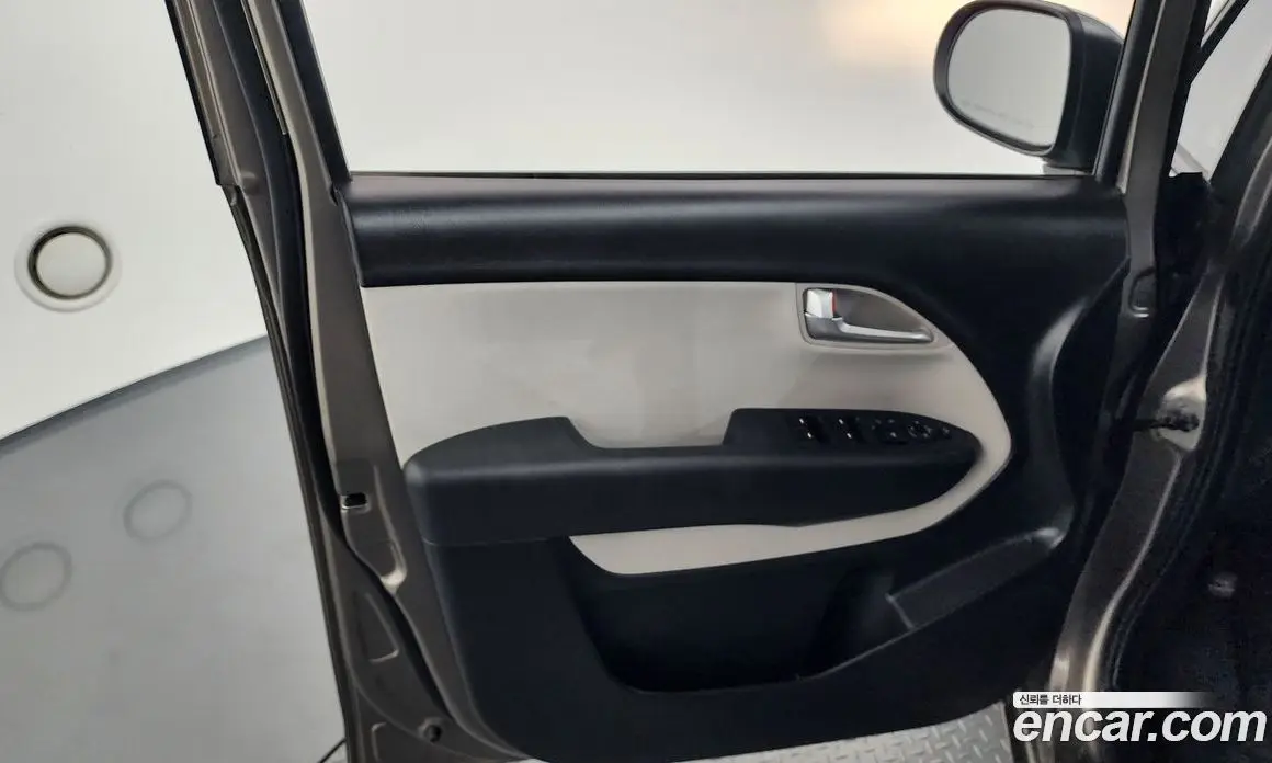 Kia Ray 2020 1.0 автомат (гидро), фото 14
