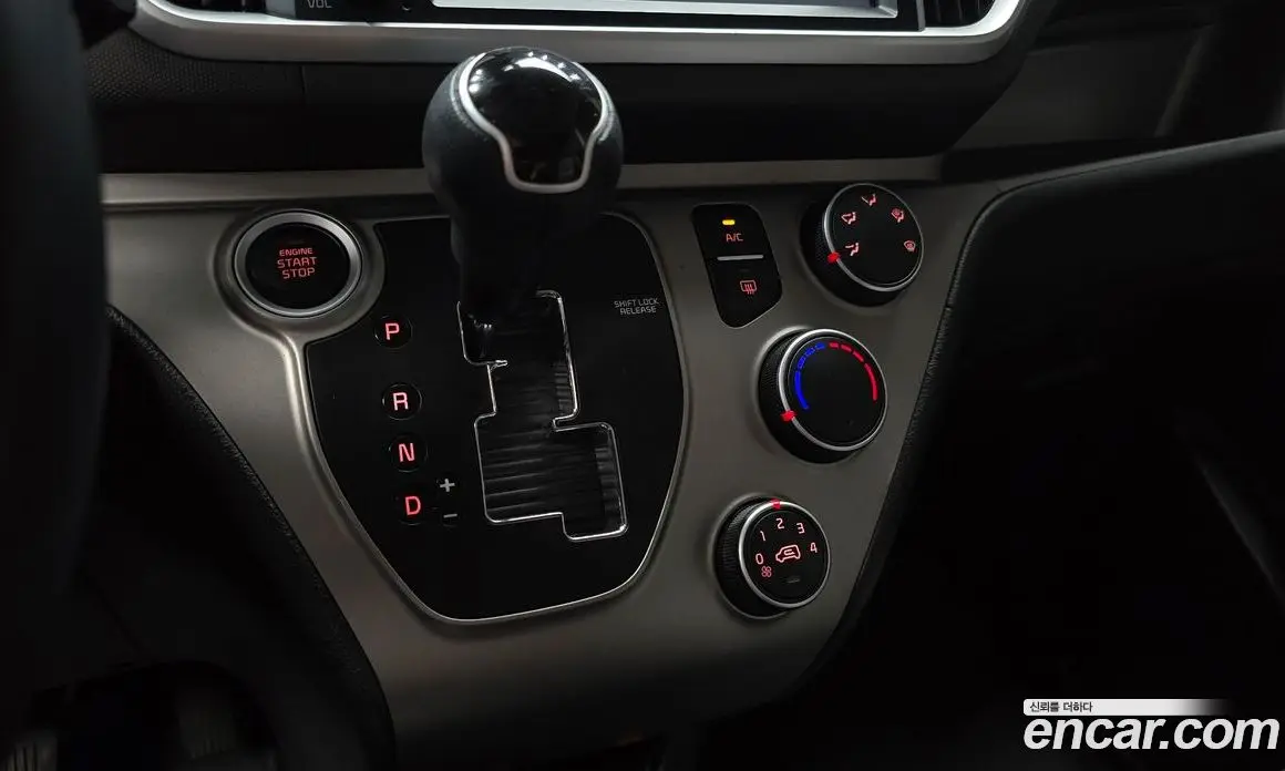 Kia Ray 2022 1.0 автомат (гидро), фото 12
