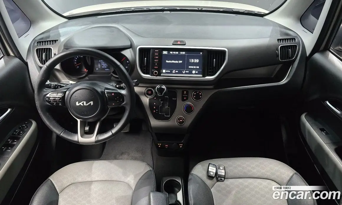 Kia Ray 2022 1.0 автомат (гидро), фото 10