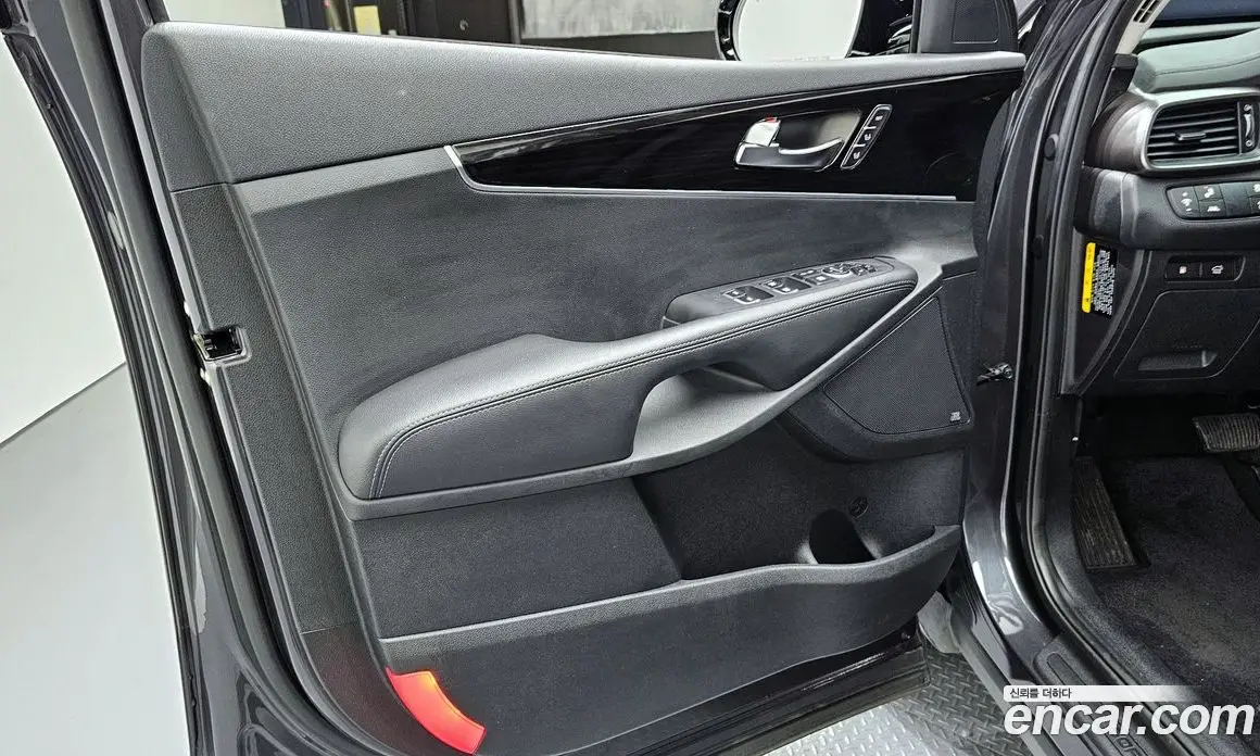 Kia Sorento 2019 2.0 автомат (гидро), фото 14