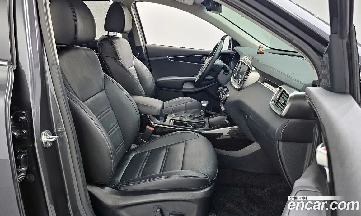 Kia Sorento 2019 2.0 автомат (гидро), фото 17