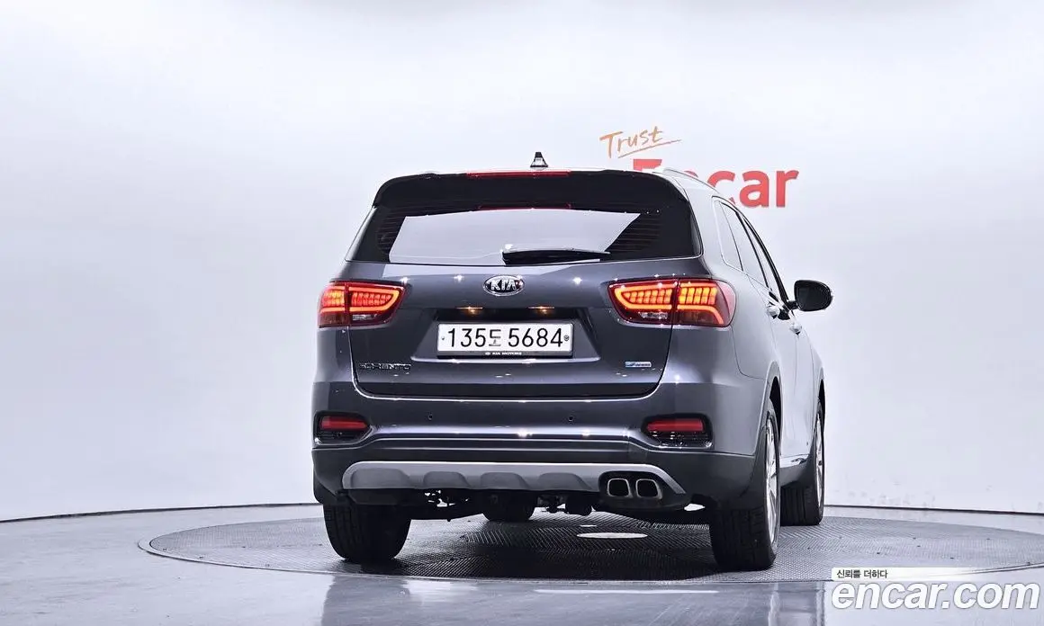 Kia Sorento 2019 2.0 автомат (гидро), фото 4