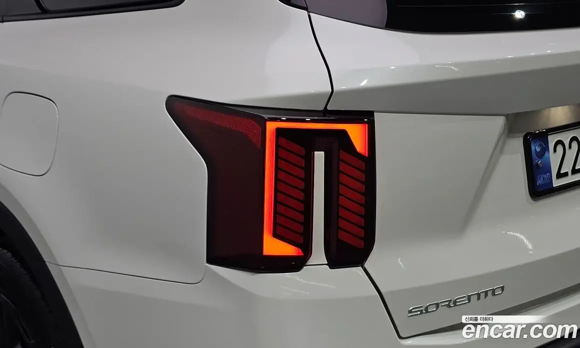 Kia Sorento 2024 1.6 автомат (гидро), фото 9
