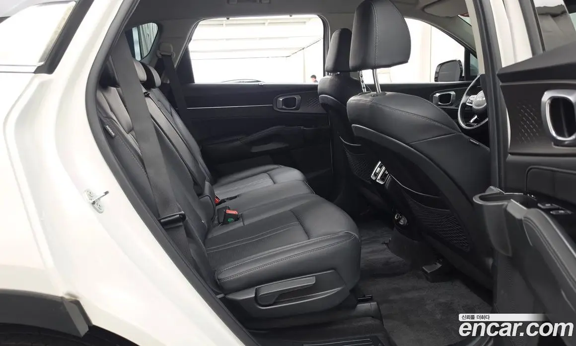 Kia Sorento 2024 2.5 автомат (гидро), фото 17