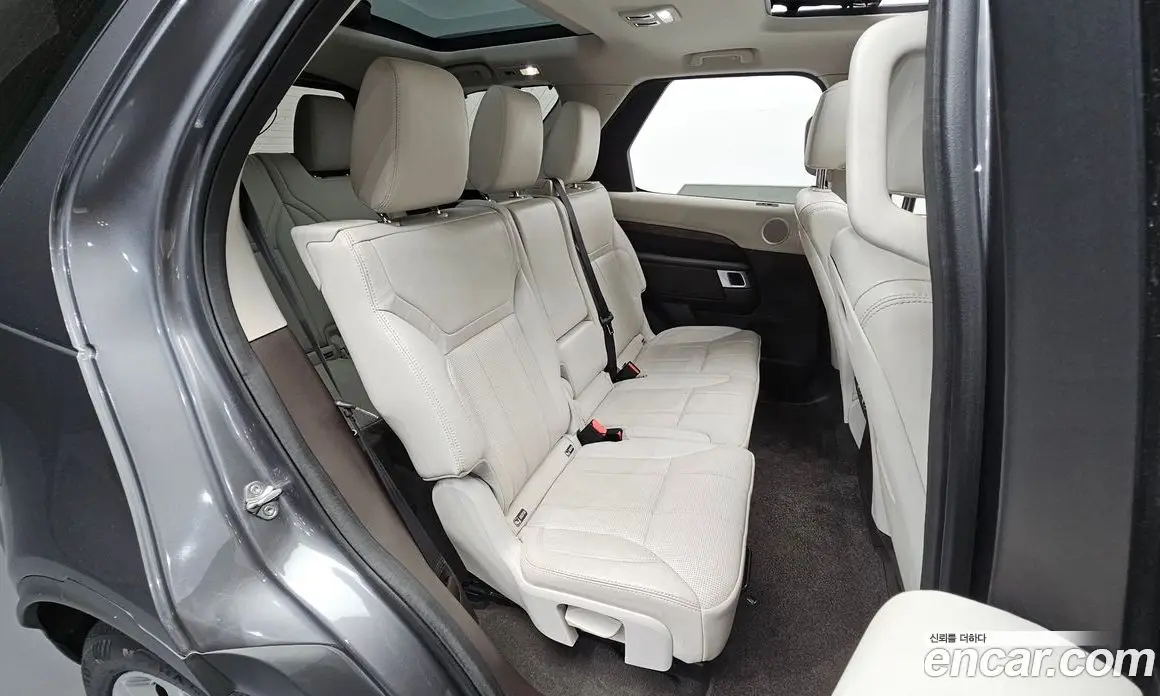 Land Rover Discovery 2017 3.0 автомат (гидро), фото 17