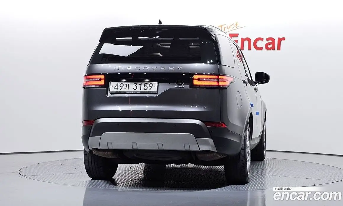 Land Rover Discovery 2017 3.0 автомат (гидро), фото 4