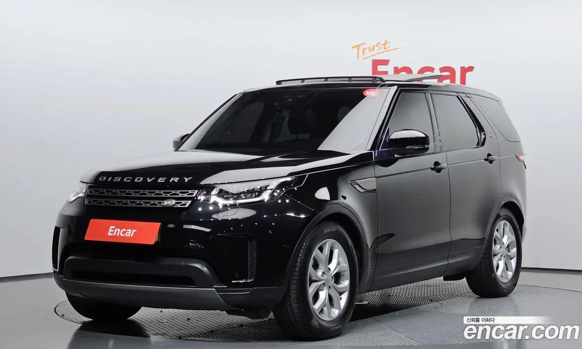 Land Rover Discovery 2018 2.0 автомат (гидро), фото 1 Land Rover Discovery 2018 2.0 автомат (гидро), фото 1