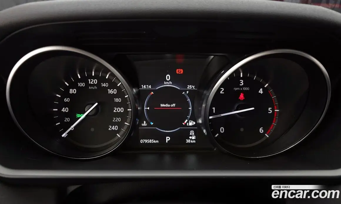 Land Rover Discovery 2018 2.0 автомат (гидро), фото 11 Land Rover Discovery 2018 2.0 автомат (гидро), фото 11