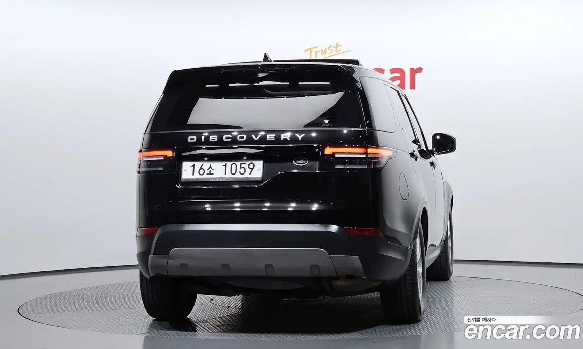 Land Rover Discovery 2018 2.0 автомат (гидро), фото 4 Land Rover Discovery 2018 2.0 автомат (гидро), фото 4