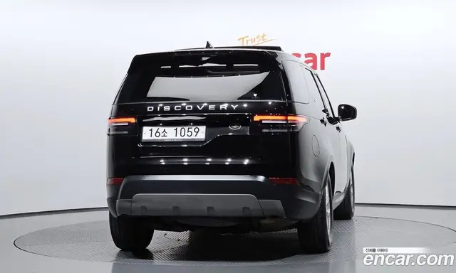 Land Rover Discovery 2018 2.0 автомат (гидро), миниатюра 4 Land Rover Discovery 2018 2.0 автомат (гидро), миниатюра 4