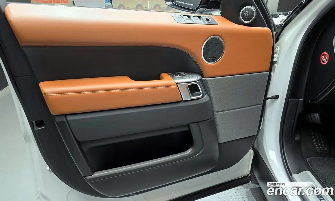 Land Rover Range Rover Sport 2017 3.0 автомат (гидро), фото 14