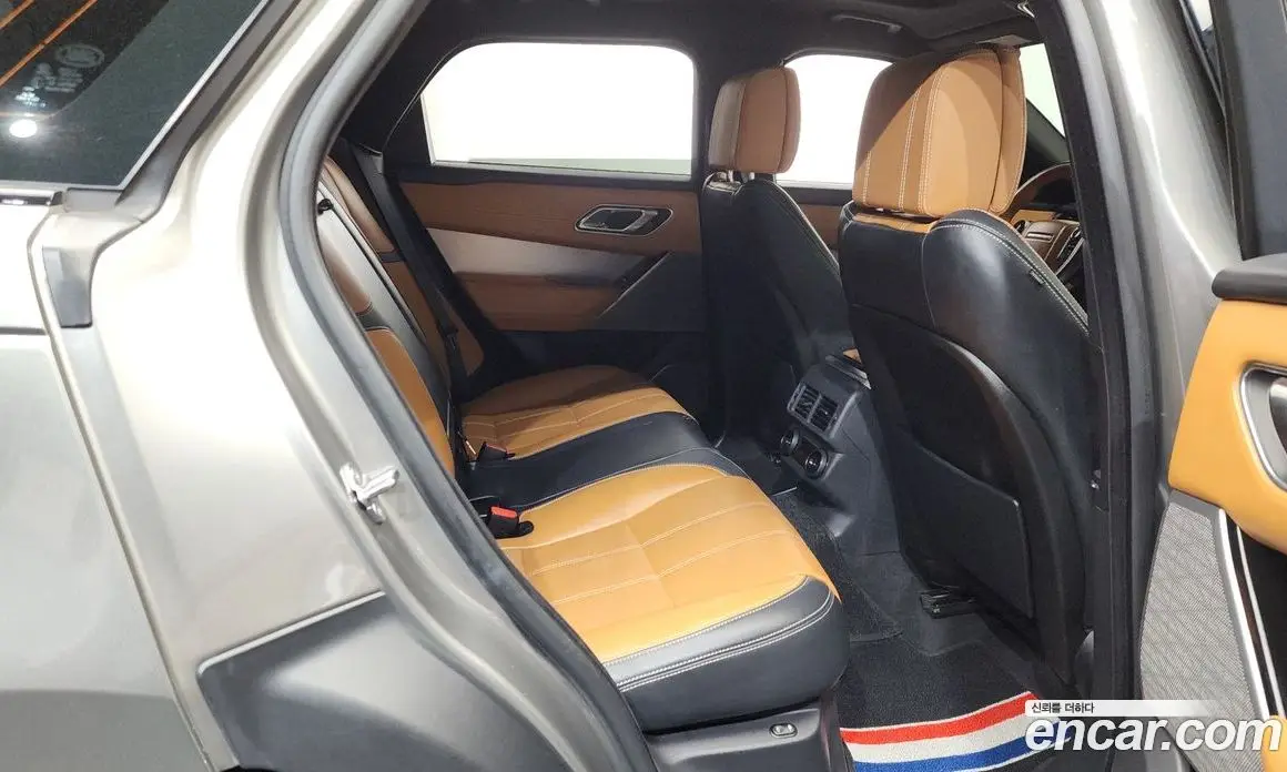 Land Rover Range Rover Velar 2018 3.0 автомат (гидро), фото 17 Land Rover Range Rover Velar 2018 3.0 автомат (гидро), фото 17