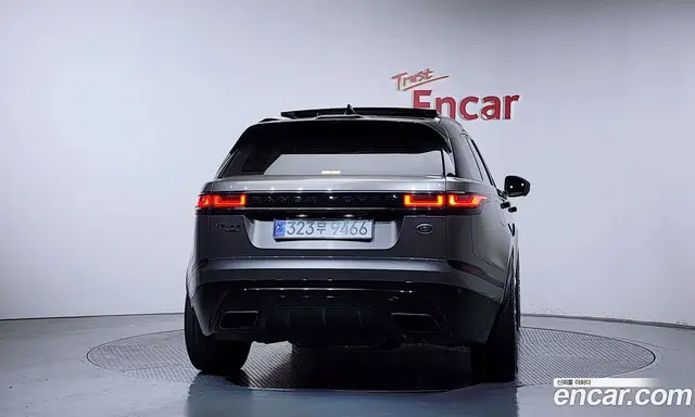 Land Rover Range Rover Velar 2018 3.0 автомат (гидро), миниатюра 4 Land Rover Range Rover Velar 2018 3.0 автомат (гидро), миниатюра 4