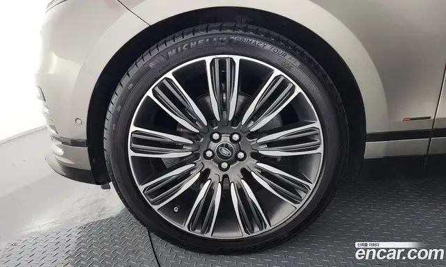 Land Rover Range Rover Velar 2018 3.0 автомат (гидро), миниатюра 5 Land Rover Range Rover Velar 2018 3.0 автомат (гидро), миниатюра 5