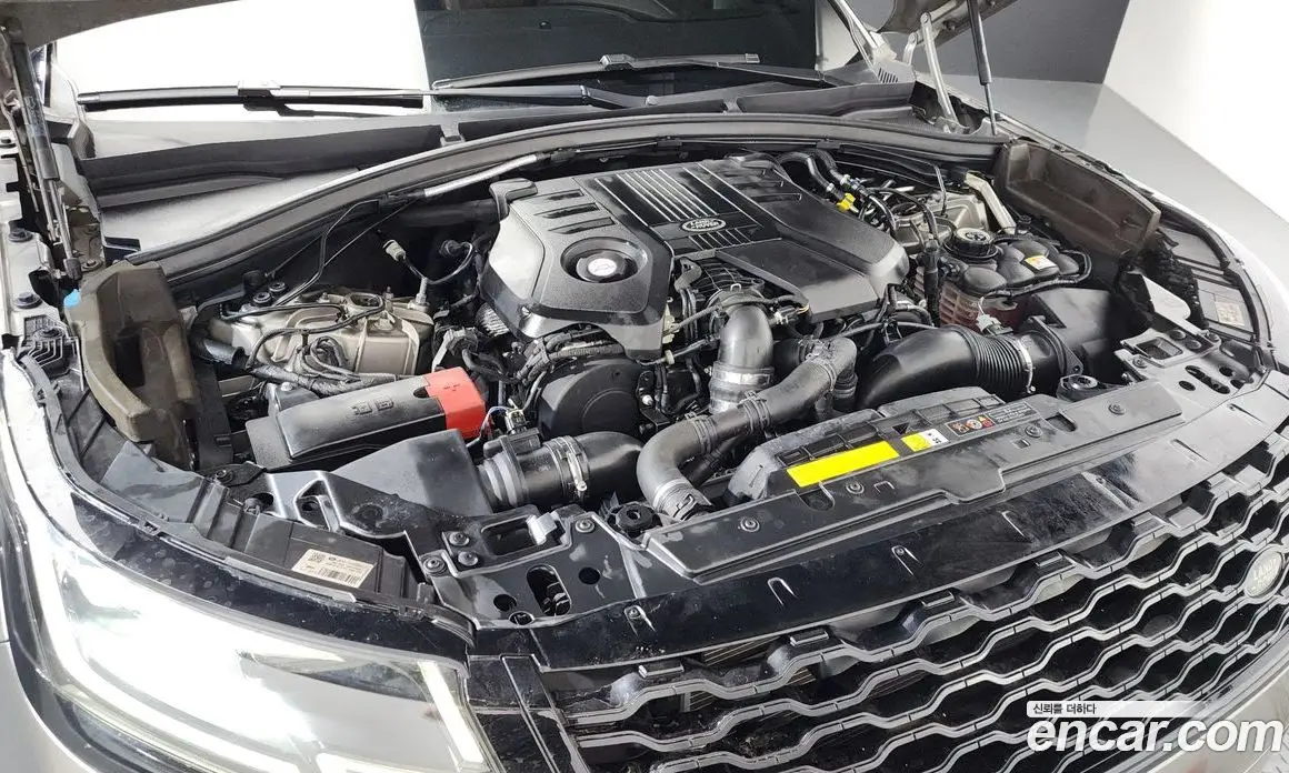 Land Rover Range Rover Velar 2018 3.0 автомат (гидро), фото 6 Land Rover Range Rover Velar 2018 3.0 автомат (гидро), фото 6