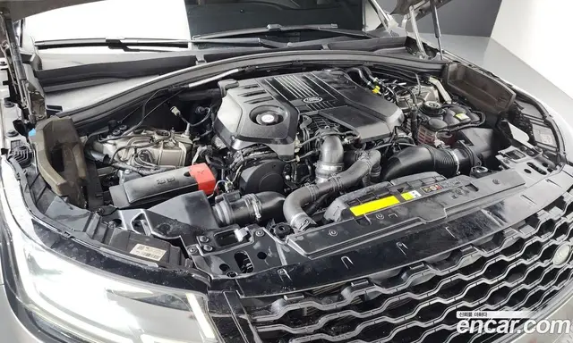 Land Rover Range Rover Velar 2018 3.0 автомат (гидро), миниатюра 6 Land Rover Range Rover Velar 2018 3.0 автомат (гидро), миниатюра 6