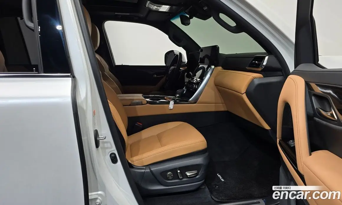 Lexus LX 2025 3.4 автомат (гидро), фото 16