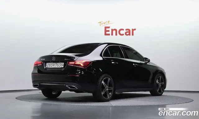 Mercedes-Benz A-Class 2020 2.0 автомат (гидро), миниатюра 2