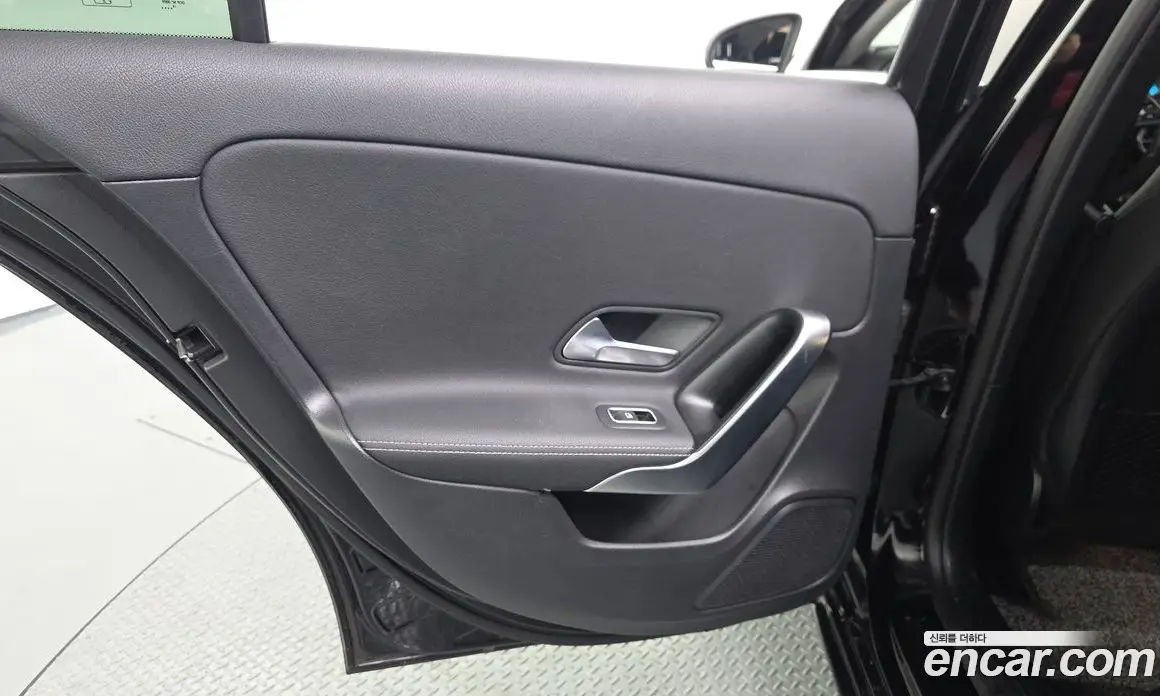 Mercedes-Benz A-Class 2020 2.0 автомат (гидро), фото 15