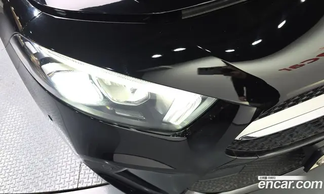 Mercedes-Benz A-Class 2020 2.0 автомат (гидро), миниатюра 8