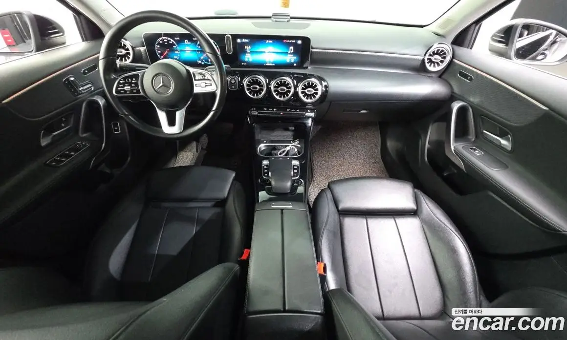 Mercedes-Benz A-Class 2020 2.0 автомат (гидро), фото 10